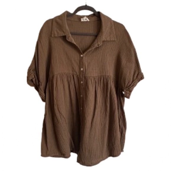 ANDREE BY UNIT Tops - ANDREE BY UNIT Brown Button-Front Peasant Blouse -Size 1X